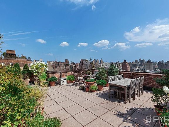 5th image of 14 Horatio St APT 8E