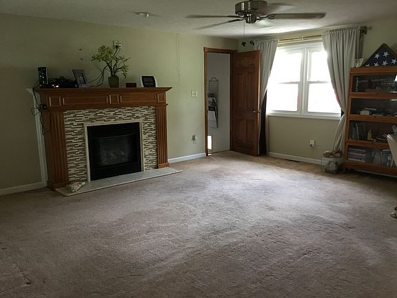 2nd image of 2337 Discovery Dr