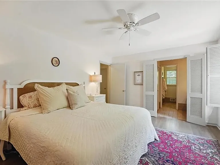 6817 N Bellefontaine Ave — Photo 9
