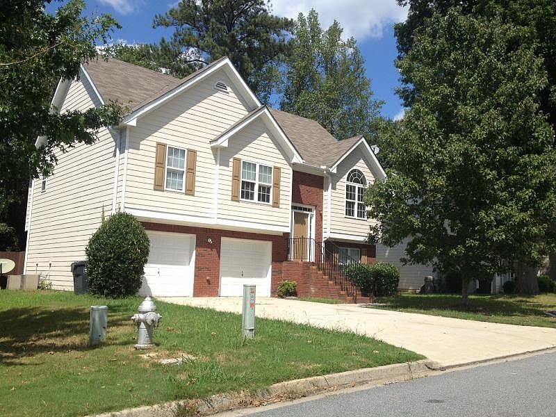 1st image of 561 Oak Vista Ct