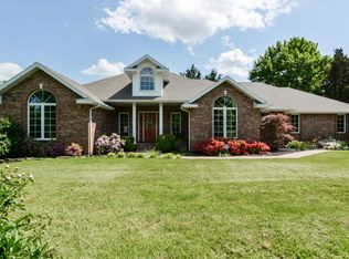 3920 E Pioneer Rd, Rogersville, MO 65742
