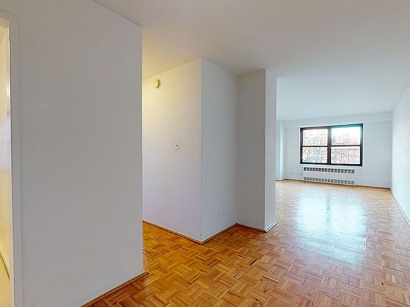 5th image of 383 Grand St #L507