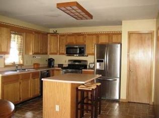 25 Carroll St, Wellsville, PA 17365