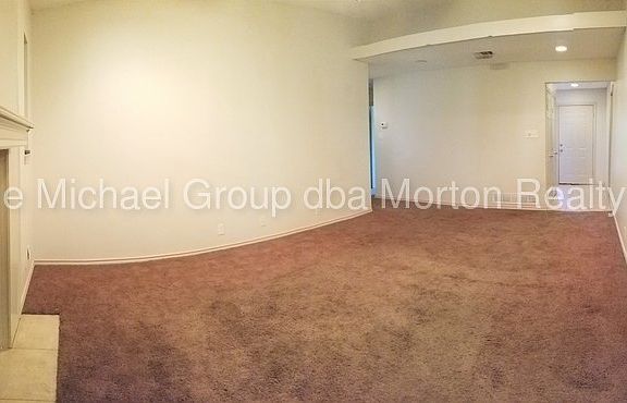 3rd image of 2617 Mintwood Pl