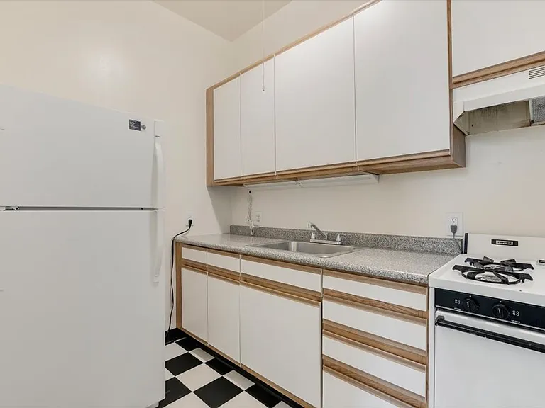 1527 SW Columbia St #D — Photo 9
