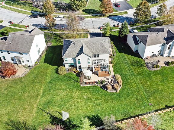 2nd image of 6194 Falcon Chase Dr