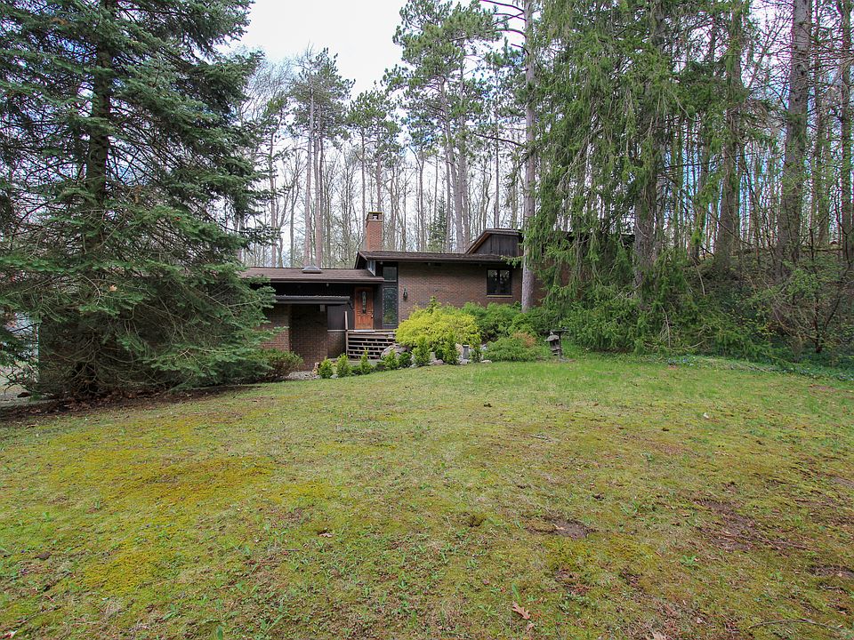 1st image of 44324 Wyngate Dr