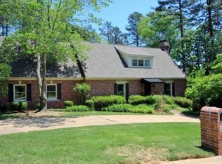 5 Ledgelawn Dr, Little Rock, AR 72212