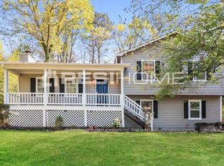 1939 Calvary Hill Ct SW, Marietta, GA 30008