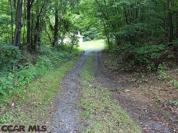 4th image of 453 Miller Road