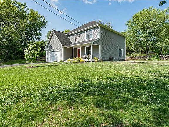 3rd image of 24 Plantation Dr
