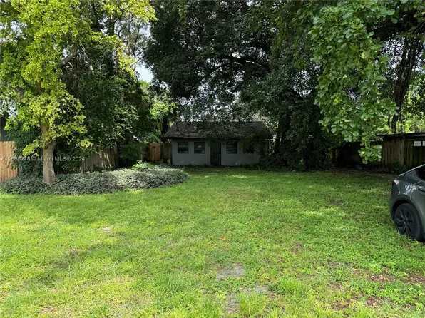 6123 Call St, Hollywood, FL 33024