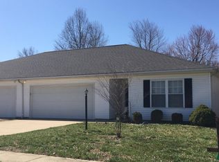 6877 Boston Dr, Newburgh, IN 47630
