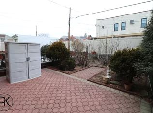 59-23 71st St #1A, Maspeth, NY 11378