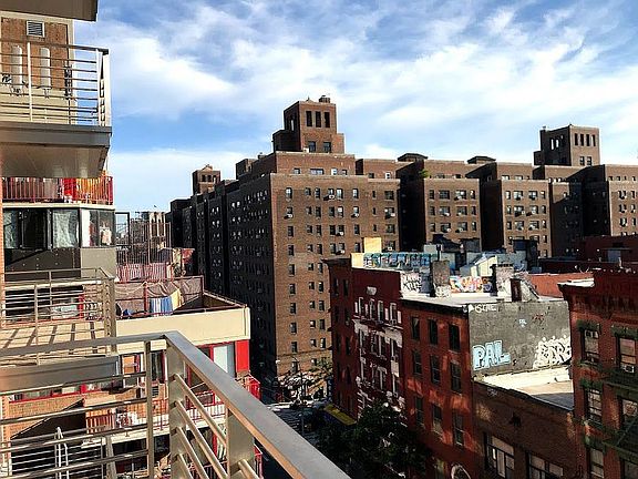 2nd image of 44 Market St Unit B