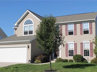1152 Greystone Cir, Dayton, OH 45414