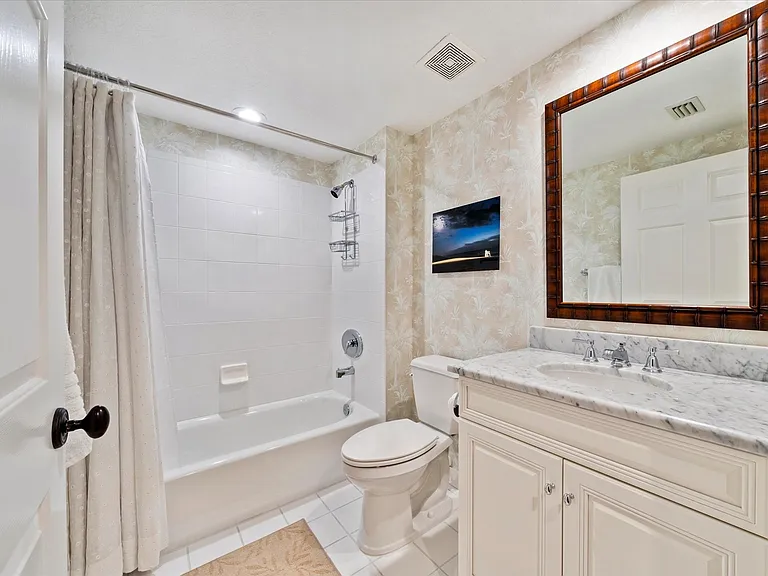 8820 S Sea Oaks Way #204 — Photo 23
