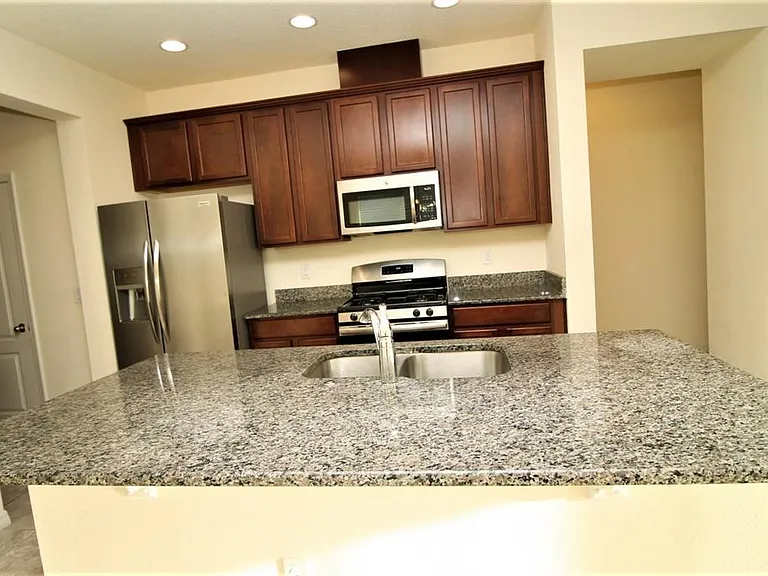 1050 Nathan Ridge Rd — Photo 13