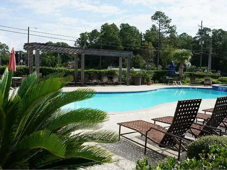 2421 Beachview Dr #H09 — Photo 1