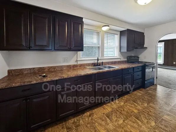123 Oliver St, Jersey Shore, PA 17740
