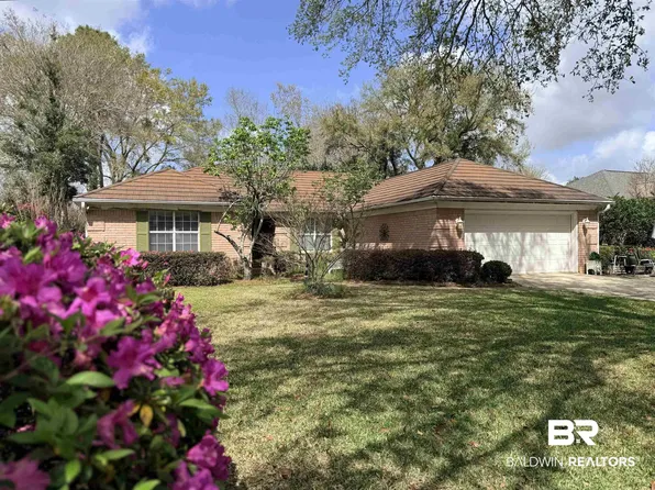 8869 Lea Brook St, Fairhope, AL 36532