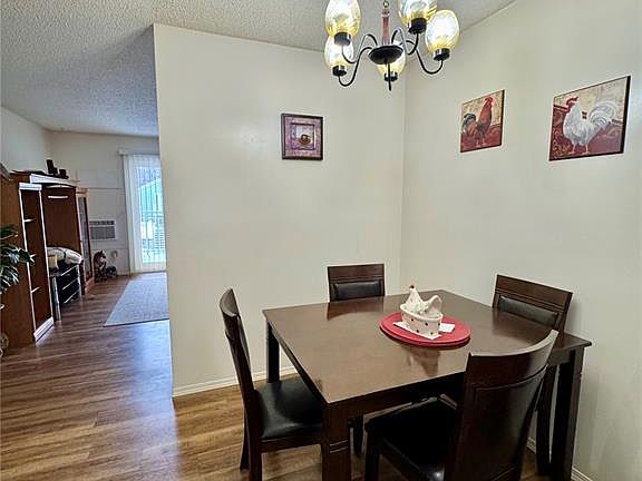 4th image of UNIT 203-66 19th STREET W