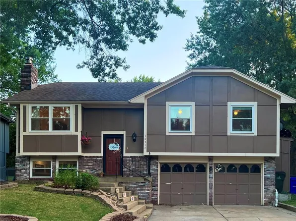 16317 W 125th Ter, Olathe, KS 66062