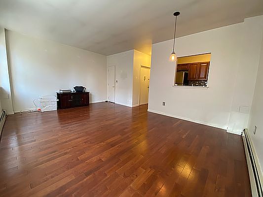 1st image of 440 Carlton Ave #3