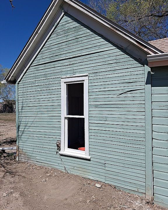 1st image of 2621 N Santa Fe Ave