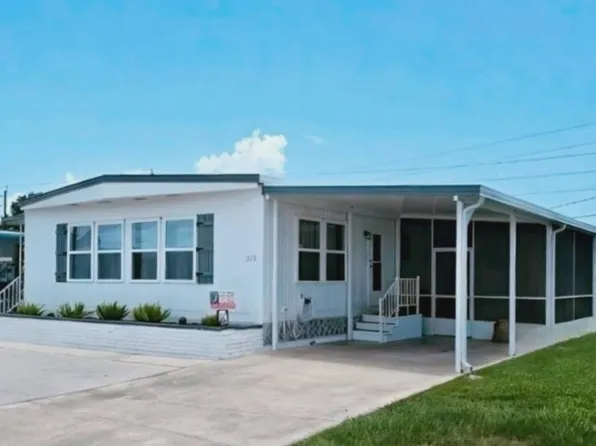 297 1st St E, Nokomis, FL 34275