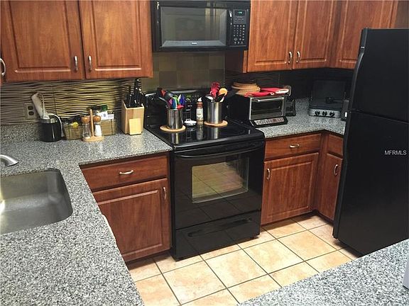 3rd image of 3460 Countryside Blvd APT 63