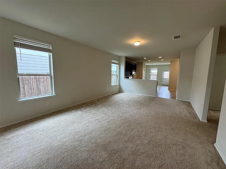 250 Zuma Dr — Photo 16
