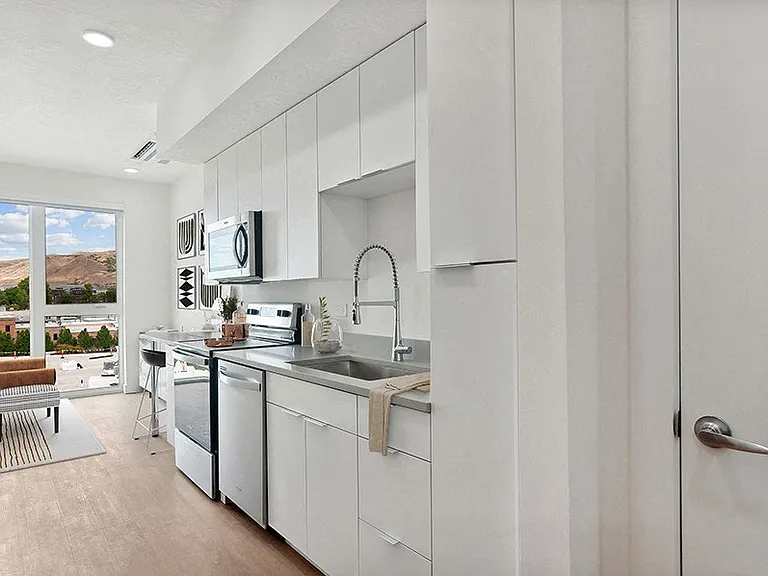 Post District Residences — Photo 39