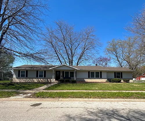 2310 Lindbergh Blvd Photo 1