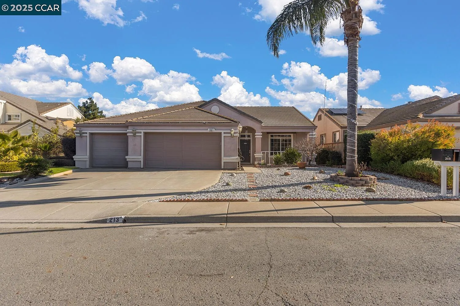 213 Cannery Ct photo 1