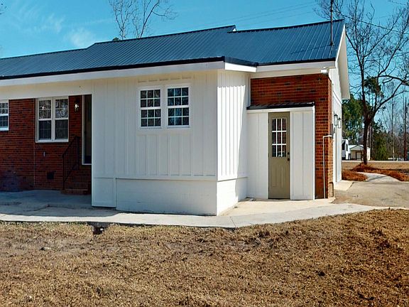 4th image of 983 Old Wadley Rd