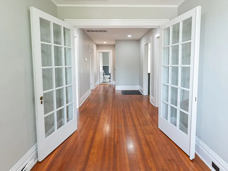 501 Steele St — Photo 22