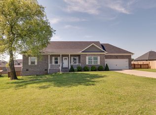 2513 Warner Ridge Dr, Chapel Hill, TN 37034