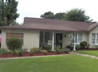 1025 7th St N, Columbus, MS 39701