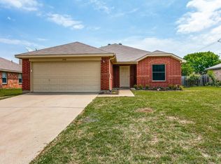 3708 Logan Dr, Denton, TX 76207