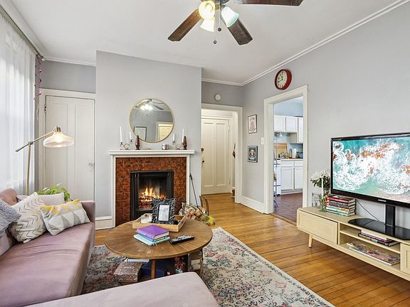 4th image of 640 W Waveland Ave APT 3D