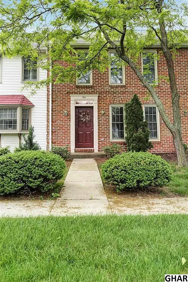 413 Delancey Ct photo 1