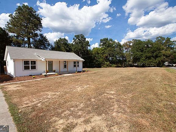 2nd image of 65 Habersham Cir NE