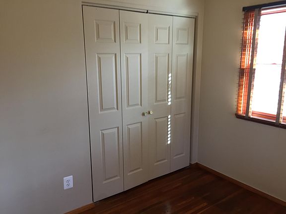 3rd image of 315 N Babcock St