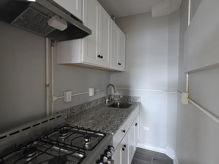 1175 Chapel St #E2 — Photo 1