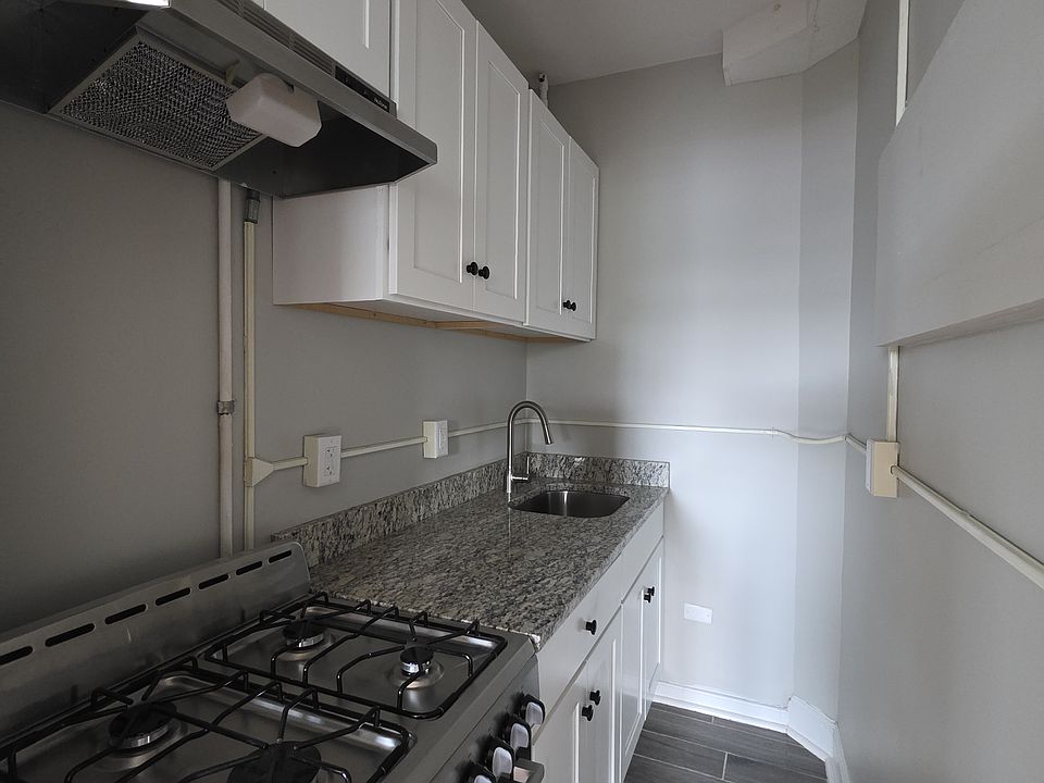 1st image of 1175 Chapel St #E2