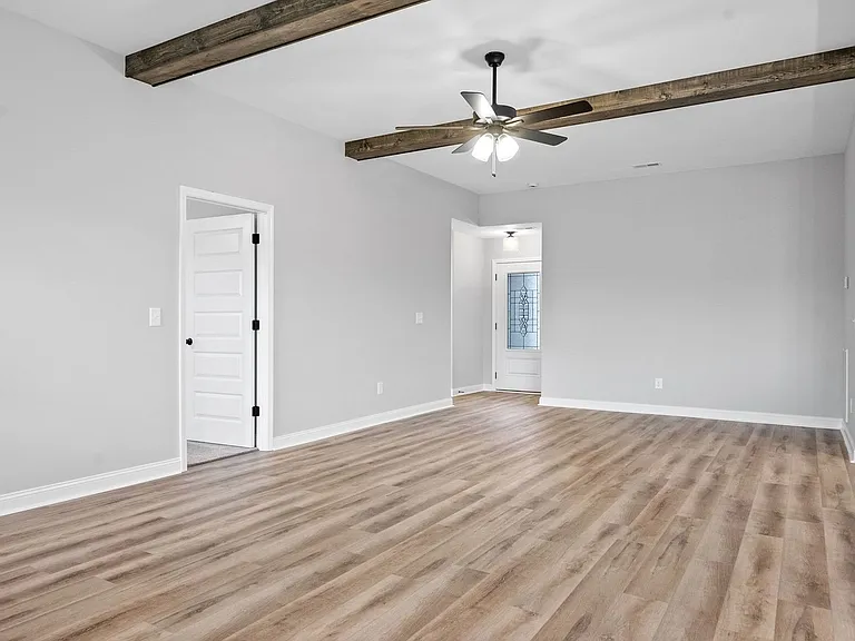338 Galway Dr — Photo 8