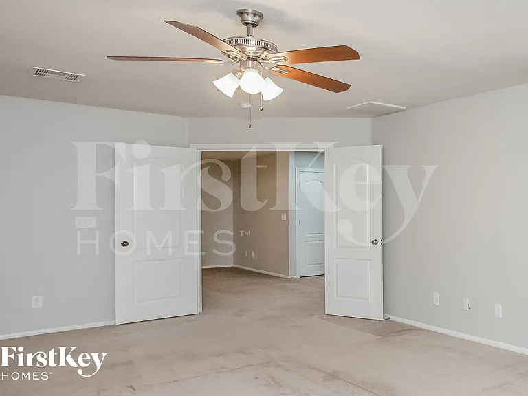 4913 Cherokee Run Ct — Photo 8