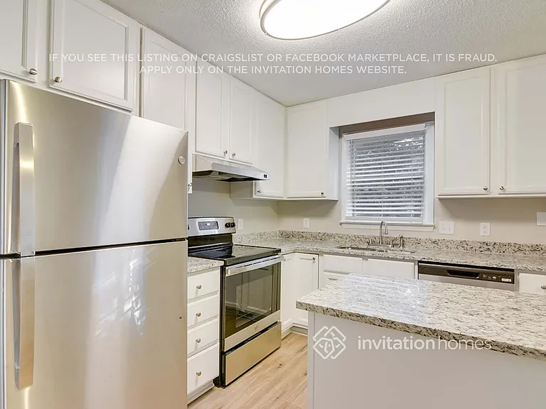 3925 Old Coach Rd — Photo 8