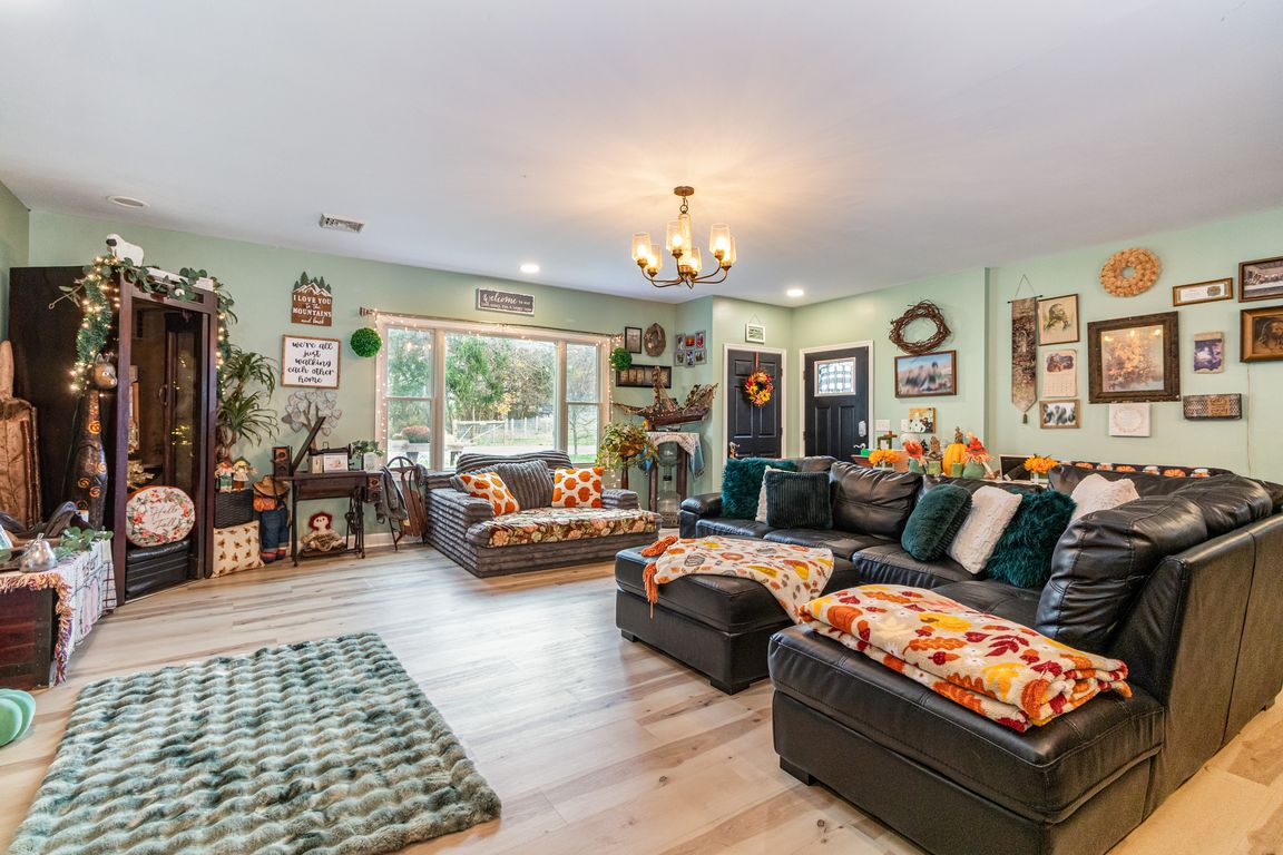 next background image